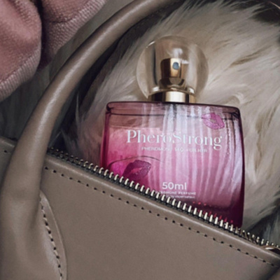 PheroStrong Pheromone HQ For Her – Mocne Damskie Perfumy z Feromonami 50 ml