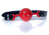 Knebel z oddychającą kulką Fetish Breathable Ball Gag Red regulowany BDSM