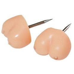 Sexy Pinezki z Kobiecymi Piersiami